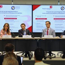 El Colegio de Registradores y la FAPE analizan las medidas contra la corrupción y el blanqueo del Proyecto de Ley de Integridad Pública